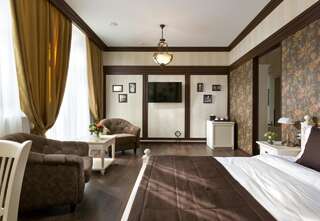 Отель De Gaulle Бутик Отель Харьков Улучшенный двухместный номер с 1 кроватью или 2 отдельными кроватями-4